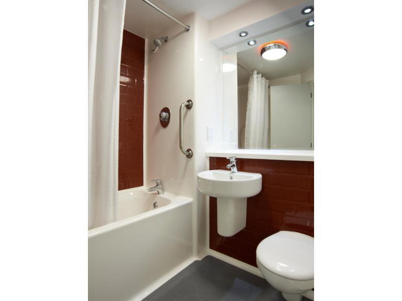Travelodge Paignton Seafront Экстерьер фото